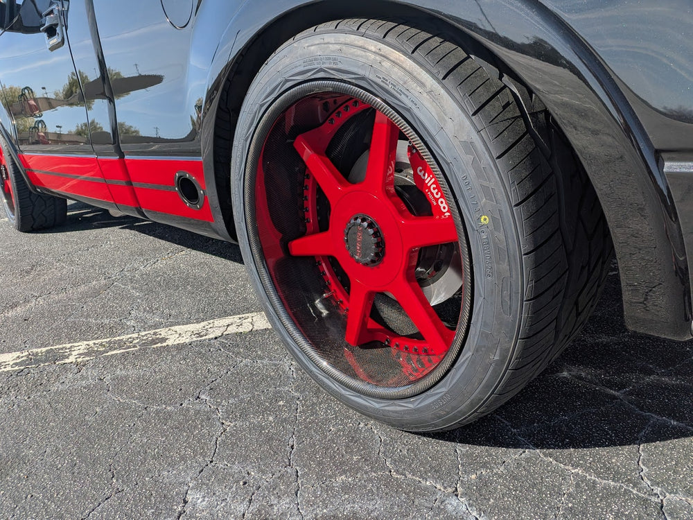 Front wheel close-up